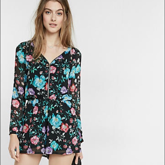 Express Pants - *NWT* Romper from Express! 🌸